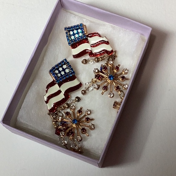 Patriotic Flag Earrings with Crystal Accents - Picture 7 of 8